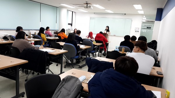 f9e0a23404c4610c08e5d9401d66b94e_1576213